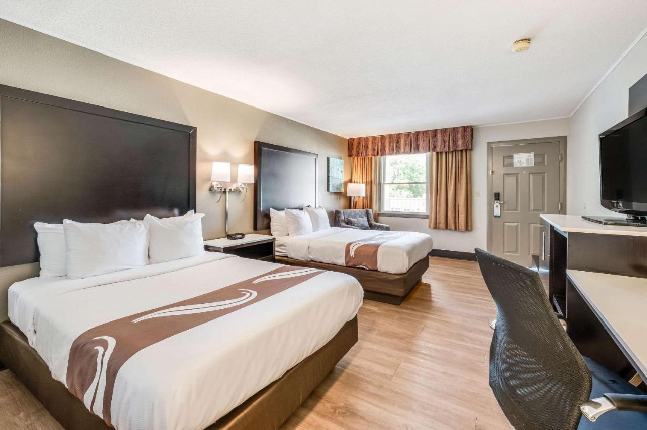 Quality Inn Poughkeepsie Zewnętrze zdjęcie