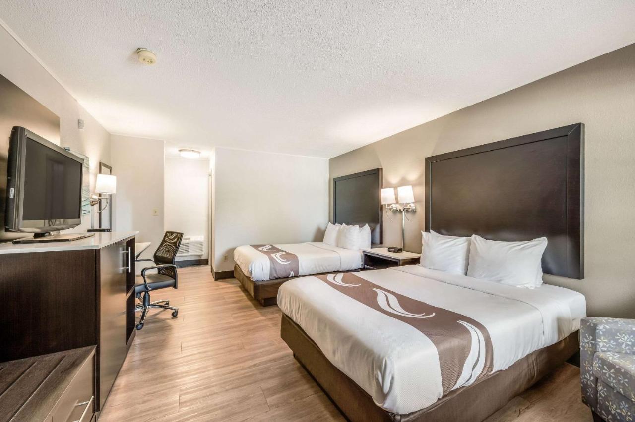 Quality Inn Poughkeepsie Zewnętrze zdjęcie