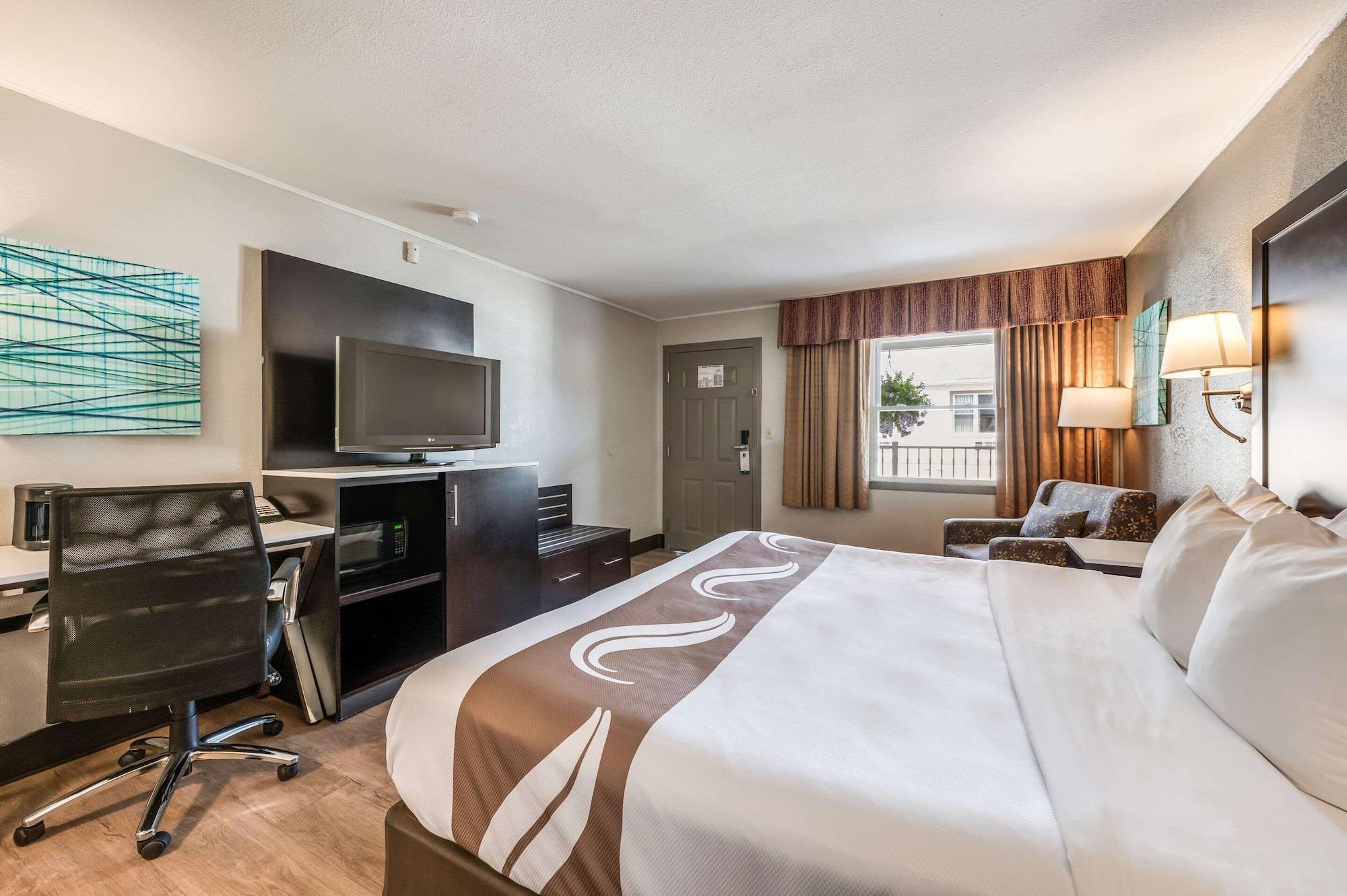 Quality Inn Poughkeepsie Zewnętrze zdjęcie