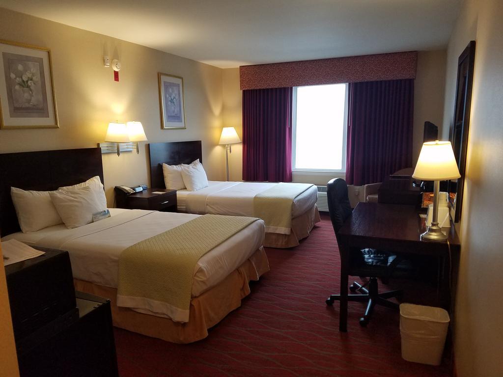 Quality Inn Poughkeepsie Zewnętrze zdjęcie