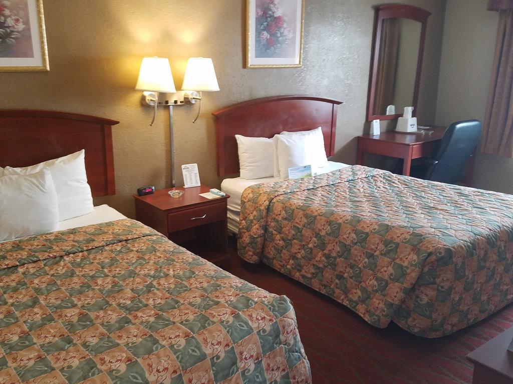 Quality Inn Poughkeepsie Zewnętrze zdjęcie